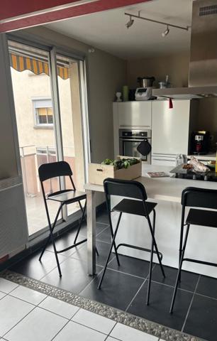 Location / Appartement T4 à Clermont-Ferrand (63100)