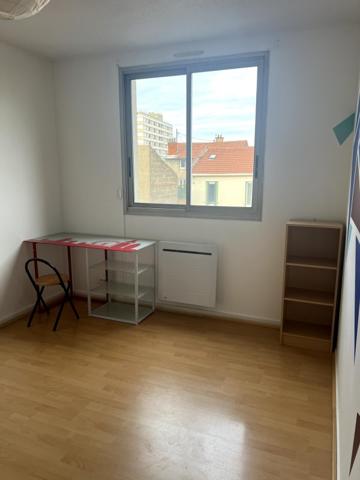 Location / Appartement T4 à Clermont-Ferrand (63100)