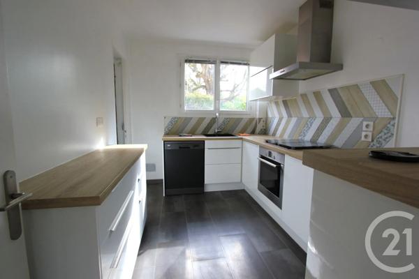 Appartement F3 à vendre  3 pièces - 65,41 m 2   ST MICHEL SUR ORGE  - 91