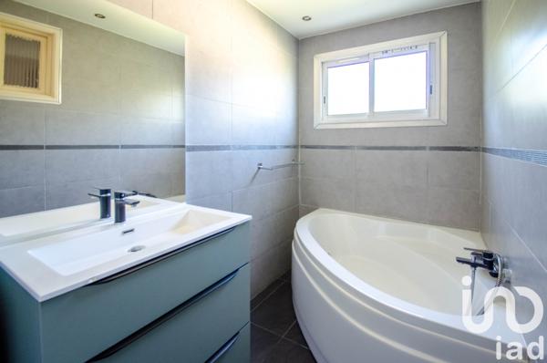 Appartement à vendre 3 pièces 76 m² Le Cannet