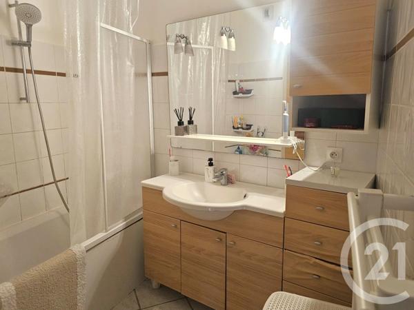 Appartement F3 à vendre  3 pièces - 68,47 m 2   LONGJUMEAU  - 91