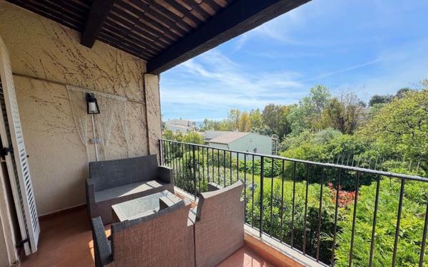 Appartement à louer    1 pièce • 25 m2 Villeneuve-Loubet