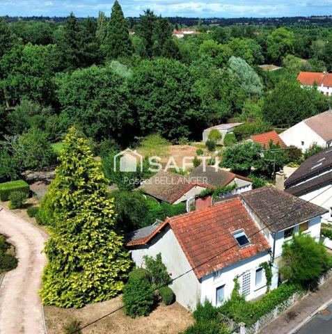 maison de type T5 située à Commentry, offrant un beau potentiel de rénovation