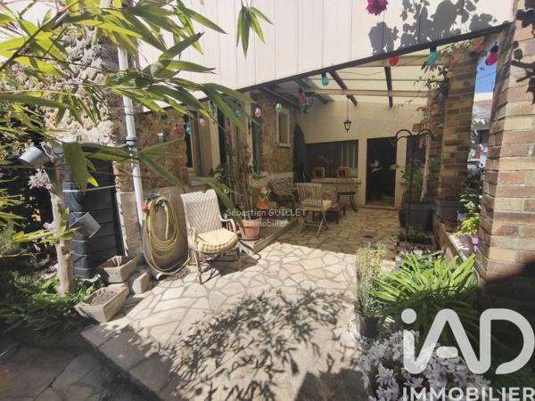 Maison à vendre 8 pièces 136 m² Le Mesnil-Saint-Denis