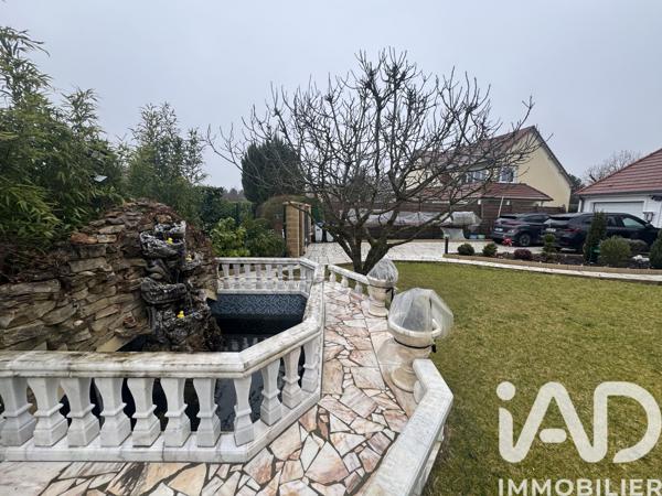 Maison à vendre 9 pièces 207 m² Magny-le-Hongre