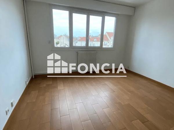 Location Studio 19.4 m² - 16 BOULEVARD CHAMBLAIN Melun 77000