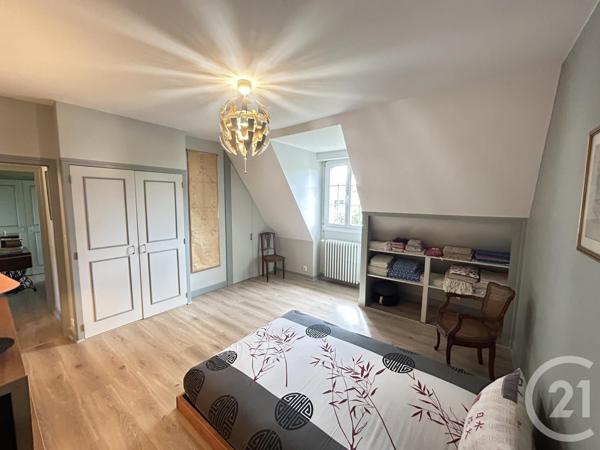 Maison à vendre  9 pièces - 203 m2 COULOUNIEIX CHAMIERS - 24