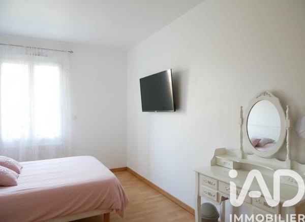 Maison à vendre 7 pièces 267 m² Saint-Brice-sous-Forêt