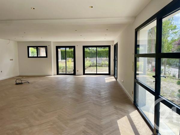Maison à vendre  6 pièces - 179 m 2   BOIS GUILLAUME  - 76