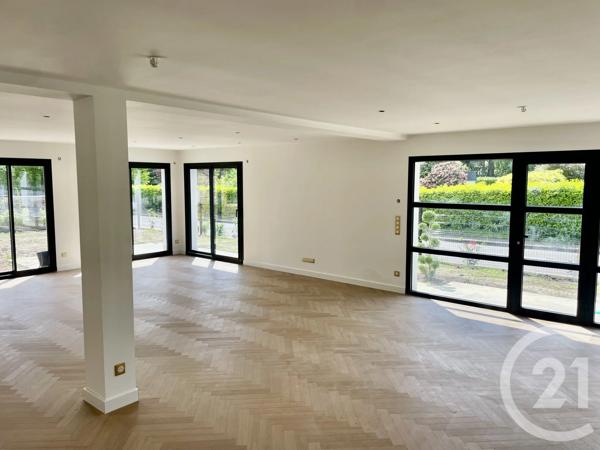 Maison à vendre  6 pièces - 179 m 2   BOIS GUILLAUME  - 76