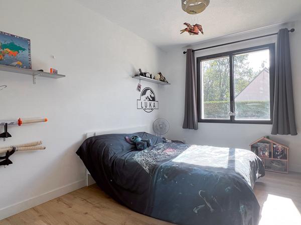 Maison Ancienne rénovée de 7 Pièces à Vendre à Rives du Loir en Anjou