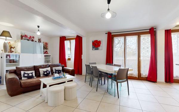 Appartement à vendre    4 pièces • 81 m2 Sainte-Foy-lès-Lyon