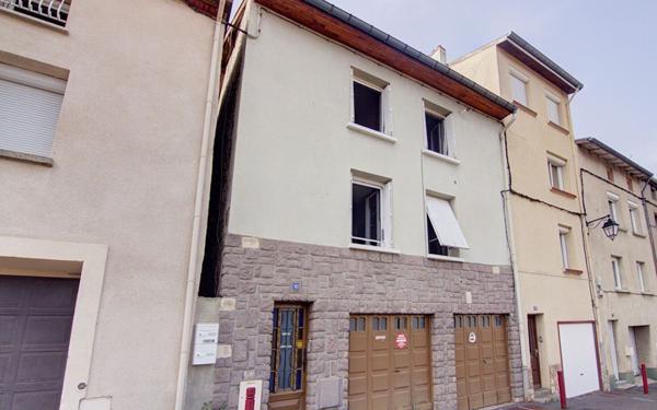 Maison à vendre    5 pièces •  Saint-Jean-Bonnefonds