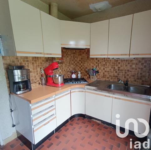 Pavillon 3 pièces de 74 m² à Fontaines (89130)