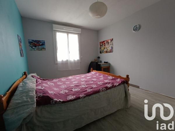 Pavillon 3 pièces de 74 m² à Fontaines (89130)