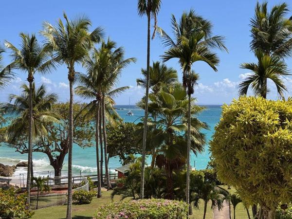 Magnifique studio renové vue mer