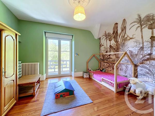 Maison à vendre  6 pièces - 161,50 m 2   LEPUIX  - 90