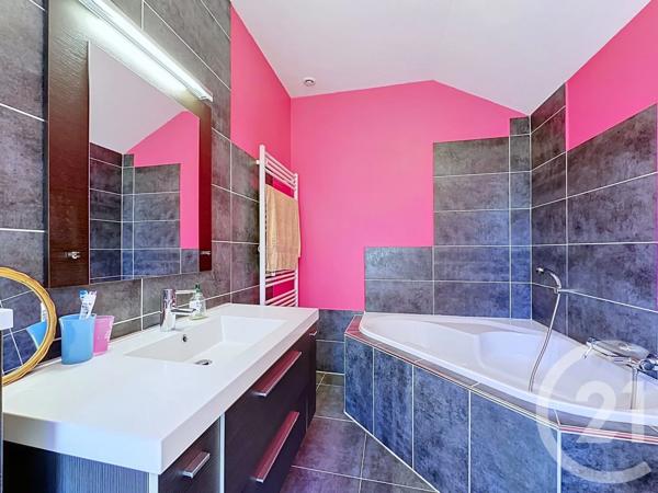 Maison à vendre  6 pièces - 161,50 m 2   LEPUIX  - 90