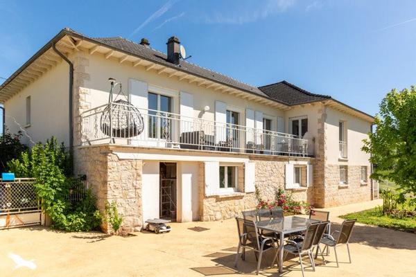 Maison à vendre 431 730 € Saint-Aulaire 6 p 267 m² DPE D
