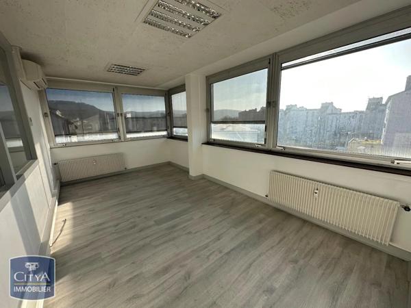 Local commercial à louer 91m²