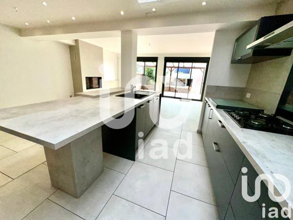 Maison de ville 6 pièces de 129 m² à Arques (62510)