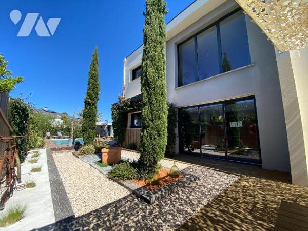 A VENDRE, Gironde, proche Bordeaux, SAINT MEDARD EN JALLES quartier Corbiac, dans une rue très ...