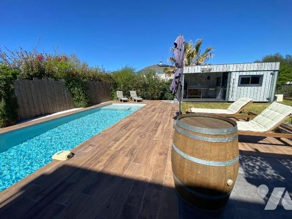 A VENDRE, Gironde, proche Bordeaux, SAINT MEDARD EN JALLES quartier Corbiac, dans une rue très ...