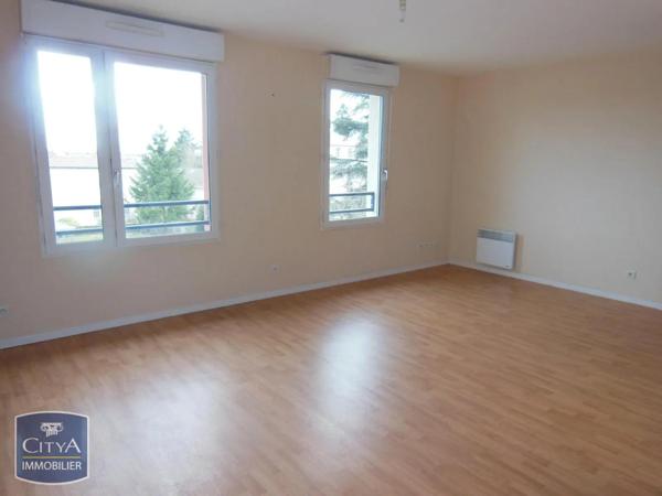 Appartement à louer 3 pièces 60.63m² Mâcon (71000)