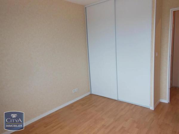 Appartement à louer 3 pièces 60.63m² Mâcon (71000)