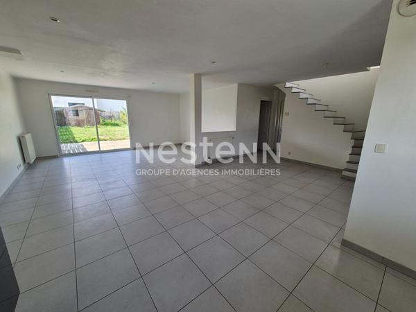 Maison contemporaine a vendre a Elven - 4 chambres, proche du bourg