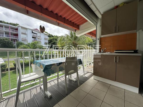 Moule (97160) Exclusivité ZEOPIE Immobilier : T1 de 34m² Résidence Alizés avec accès mer direct.