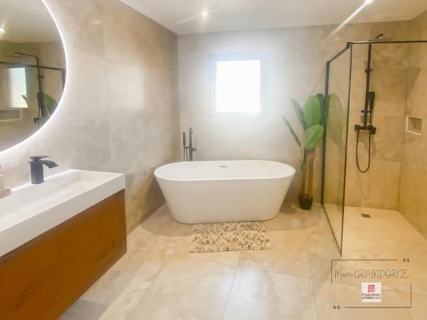 EN BAISSE : VILLA FAMILIALE  RECENTE AVEC PISCINE A PENNAUTIER