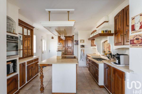 Maison à vendre 6 pièces 174 m² Marseille 9