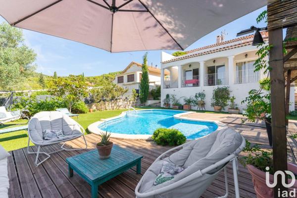 Maison à vendre 6 pièces 174 m² Marseille 9