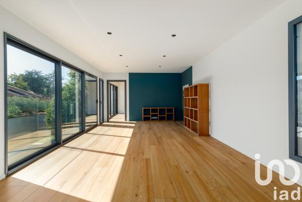 Maison à vendre 7 pièces 217 m² Tassin-la-Demi-Lune