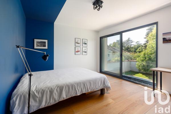 Maison à vendre 7 pièces 217 m² Tassin-la-Demi-Lune