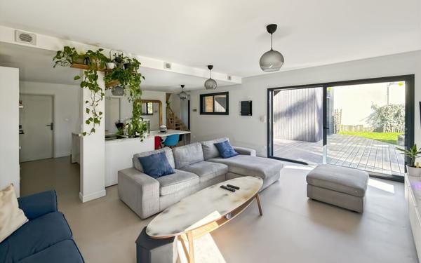 Maison à vendre    5 pièces • 143 m2 Olivet