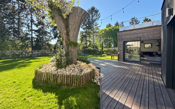 Maison à vendre    5 pièces • 143 m2 Olivet