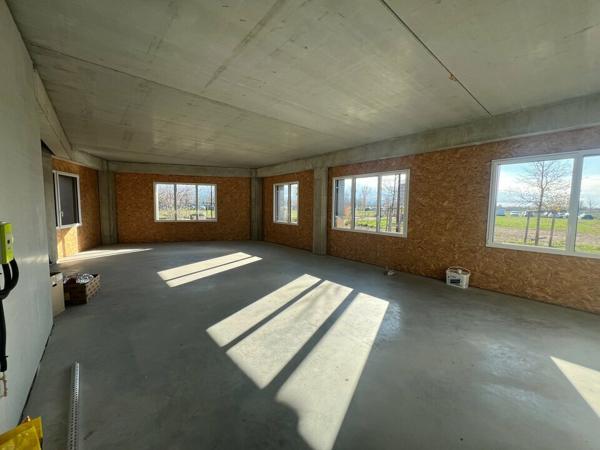 Bureaux à louer à Alixan éco responsables proches gare TGV et parking