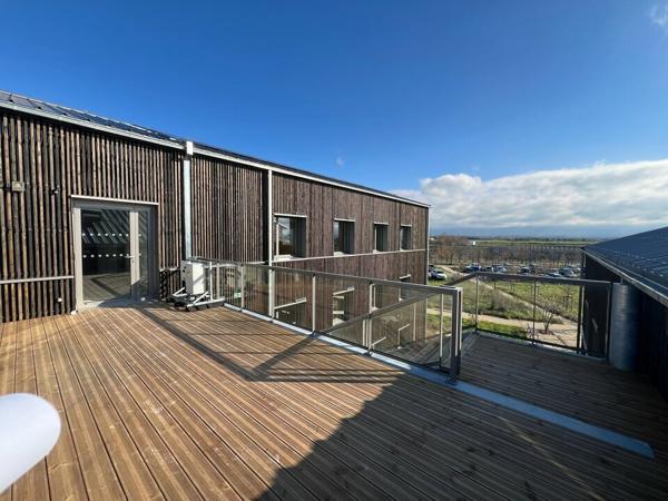 Bureaux à louer à Alixan éco responsables proches gare TGV et parking