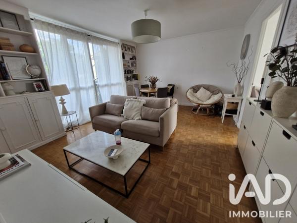 Location appartement 3 pièces 49 m² Clamart