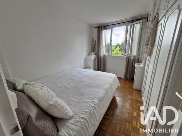 Location appartement 3 pièces 49 m² Clamart