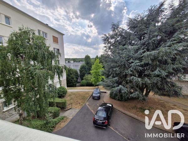 Location appartement 3 pièces 49 m² Clamart