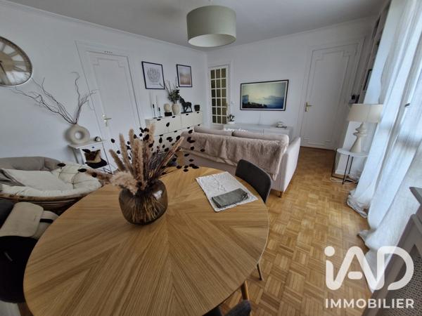 Location appartement 3 pièces 49 m² Clamart