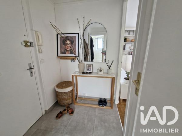 Location appartement 3 pièces 49 m² Clamart