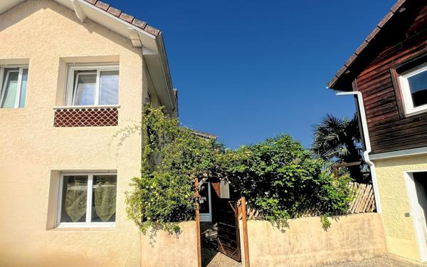 Maison à vendre    6 pièces • 160 m2 Idron