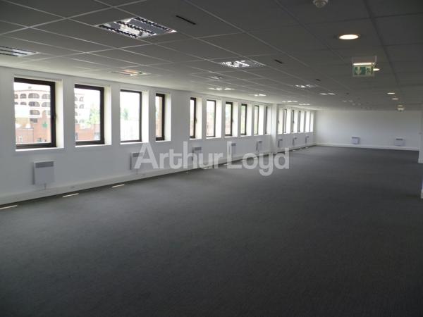 Bureaux à louer à Villeneuve d Ascq surface modulable emplacement stratégique