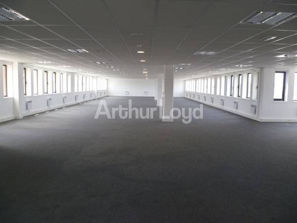 Bureaux à louer à Villeneuve d Ascq surface modulable emplacement stratégique