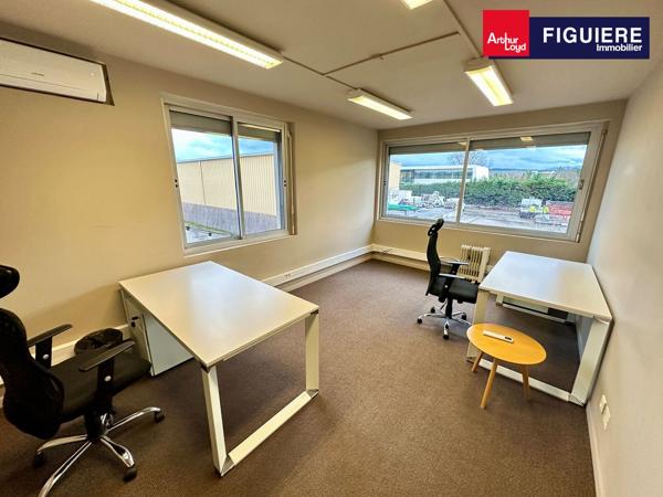 BUREAUX INDÉPENDANTS MEUBLÉS À LOUER