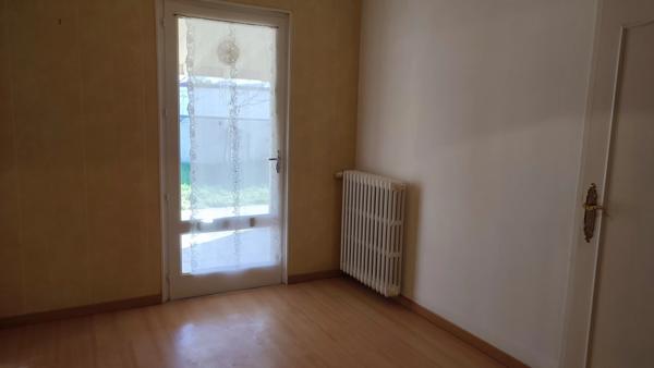 Maison plain-pied à vendre 5 pièces CAZILHAC (11) 100m2 environ habitable sur 448m2 de terrain avec garage 3 chambres